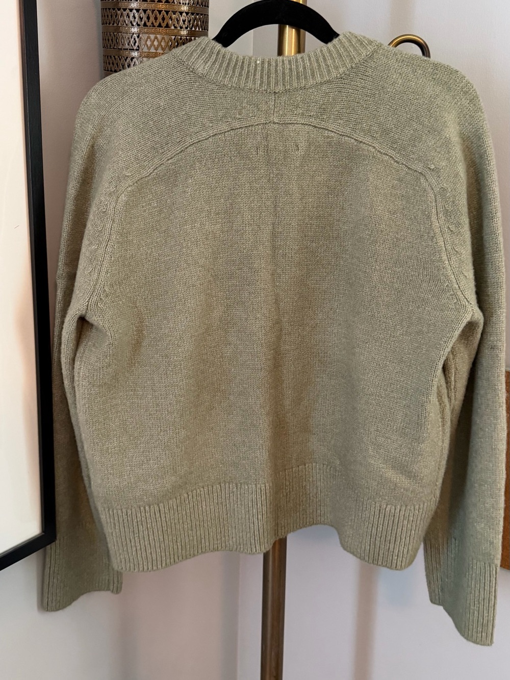Abercrombie & Fitch Light Green Crewneck Sweater - Picture 3 of 3